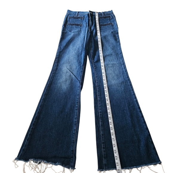 7 For All Mankind Georgia Pleated Pocket Flare Frayed Hem Jeans 27 Dark Winona 4 - Picture 11 of 14